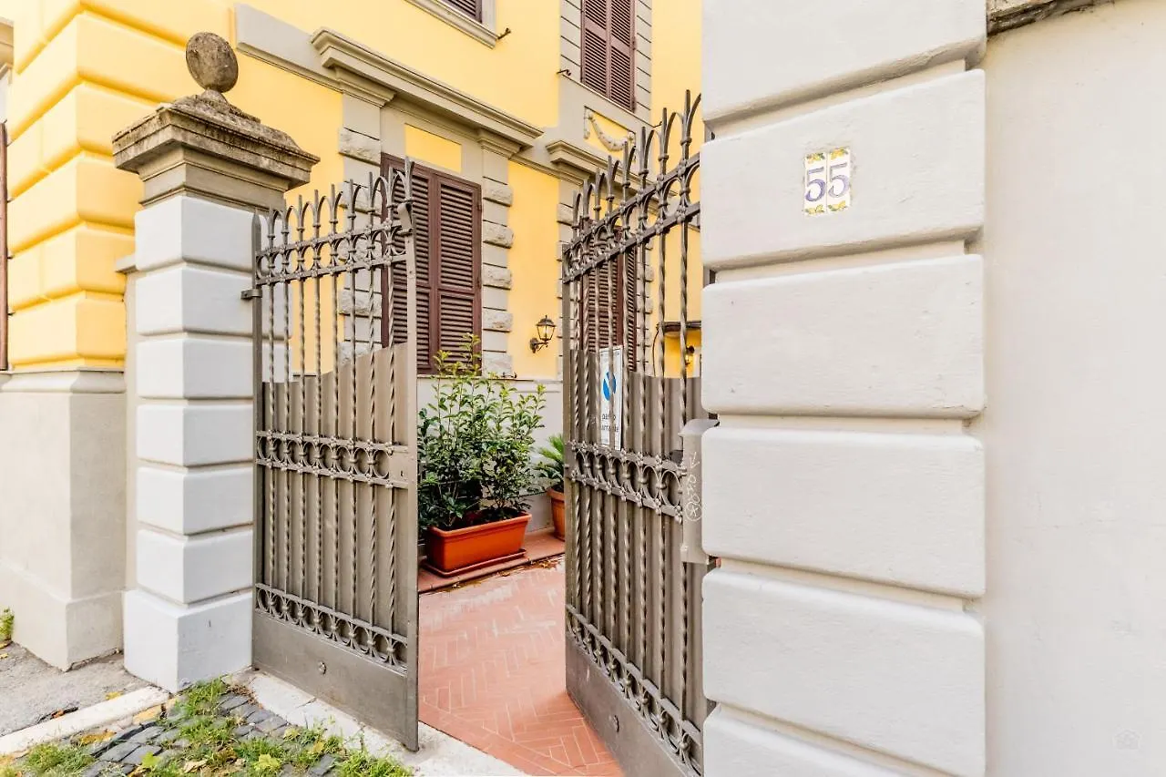 Bbhome Design Suite Apartment Over Trastevere District Rome Italy