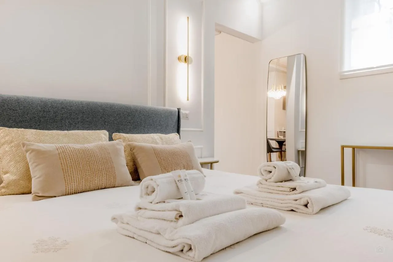 Bbhome Design Suite Apartment Over Trastevere District Rome