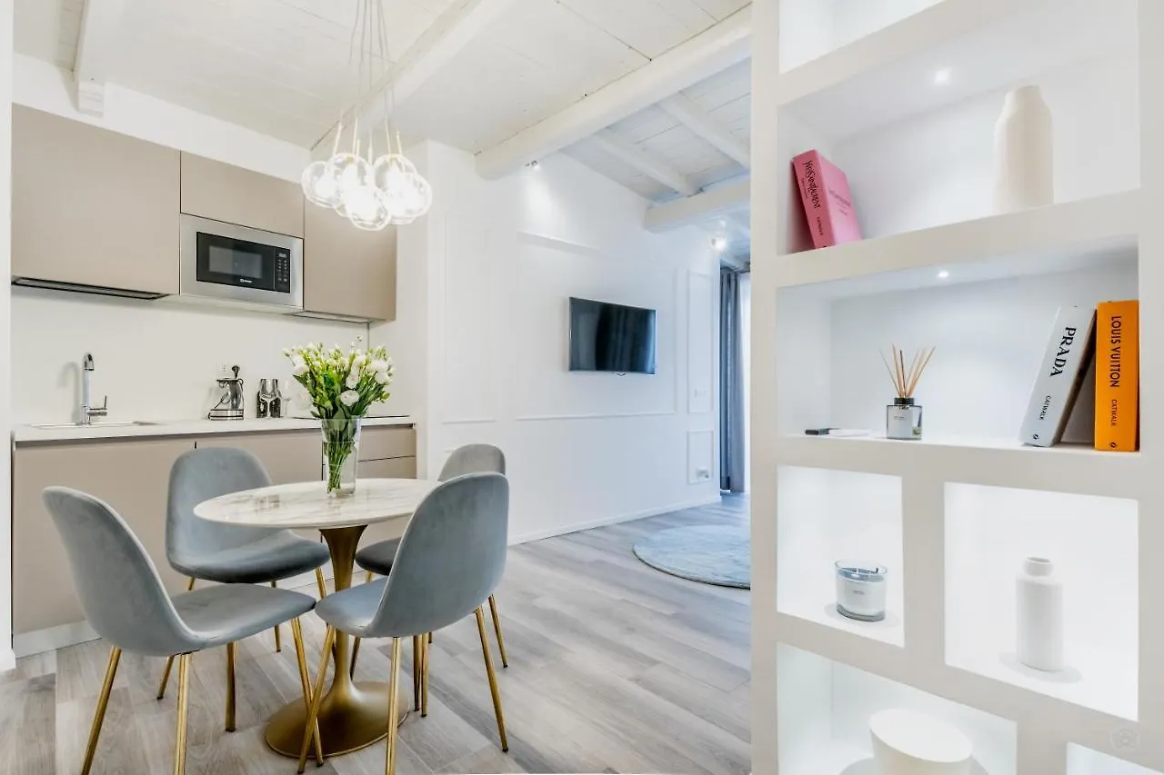 Bbhome Design Suite Apartment Over Trastevere District Rome