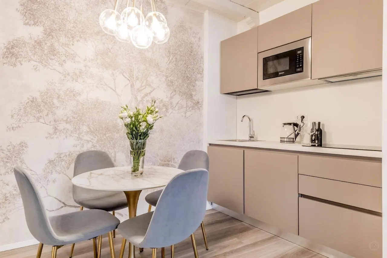 Bbhome Design Suite Apartment Over Trastevere District Rome Italy